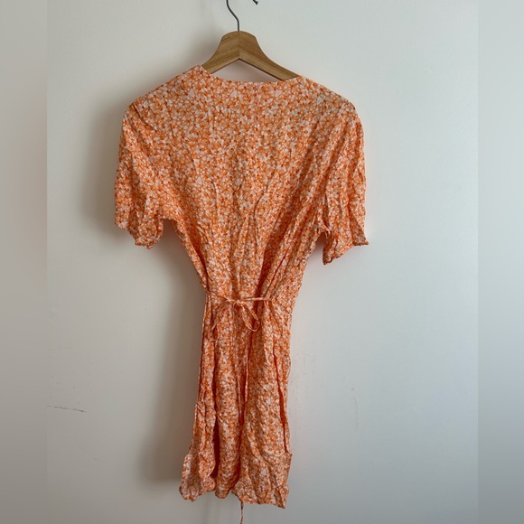 Floral Dress - Picture 3 of 4